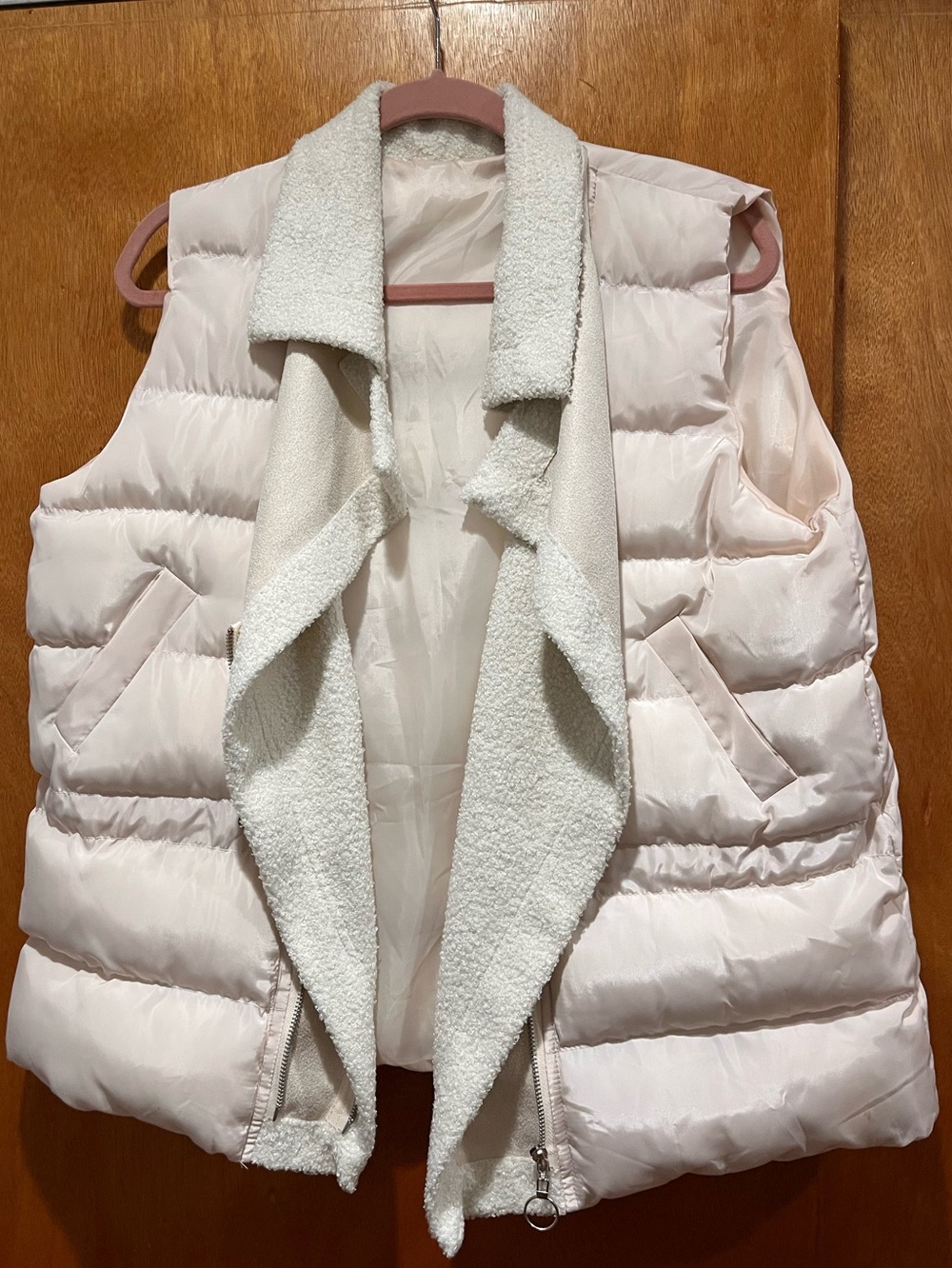 Women's Lightweight Quilted Vest with Sherpa Lining Double Zipper